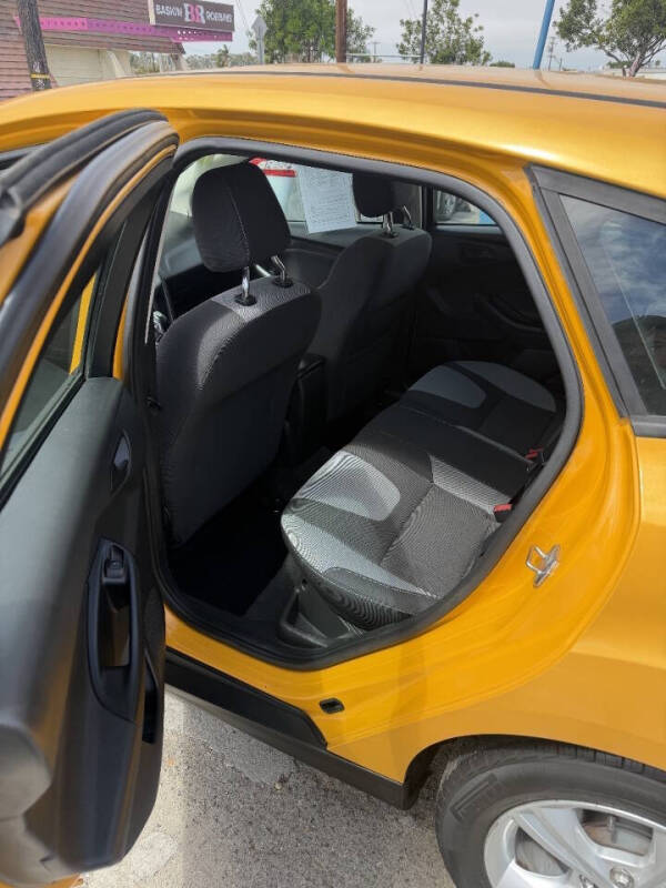 2012 Ford Focus SE