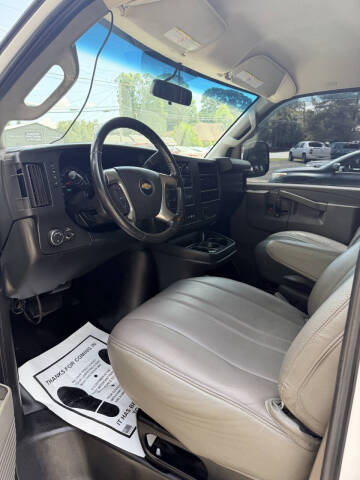 2019 Chevrolet Express 2500
