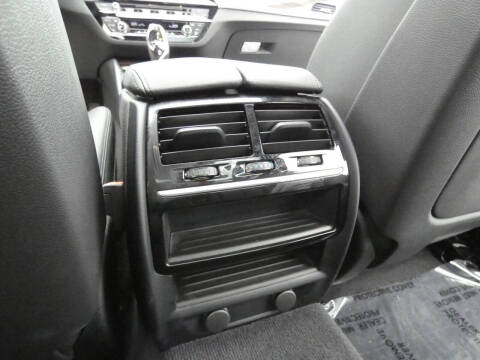 2019 BMW 5 Series 530i