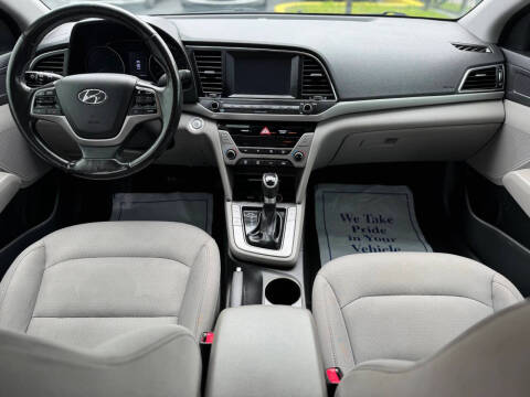 2018 Hyundai Elantra