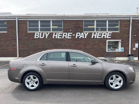 2011 Chevrolet Malibu for sale at Kar Mart in Milan IL