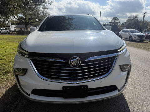 2022 Buick Enclave Essence