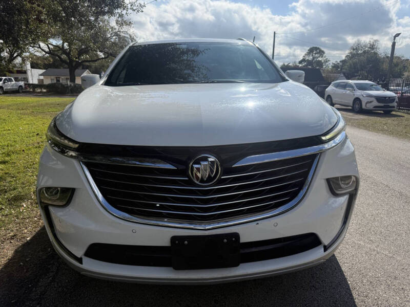 2022 Buick Enclave Essence