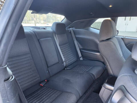 2013 Dodge Challenger SXT