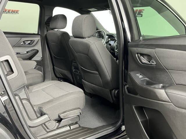 2022 Chevrolet Traverse LT Cloth