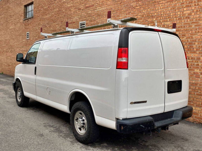 2019 Chevrolet Express 2500