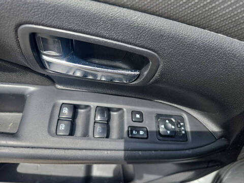 2016 Mitsubishi Outlander ES