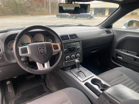 2013 Dodge Challenger SXT