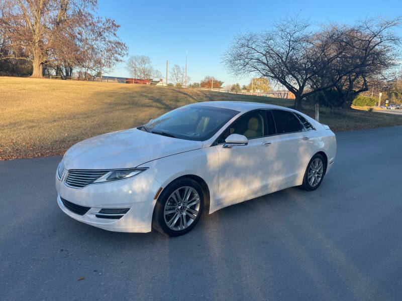 2015 Lincoln MKZ Base photo 15