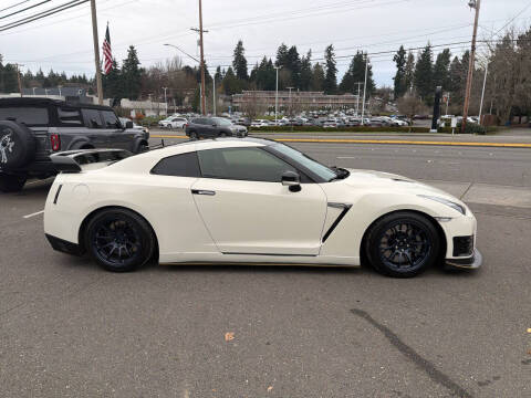 2013 Nissan GT-R Premium