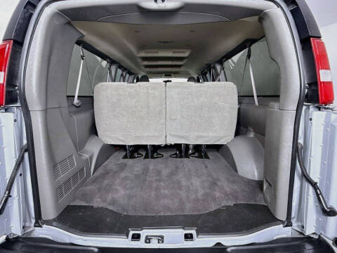 2023 Chevrolet Express LS 3500