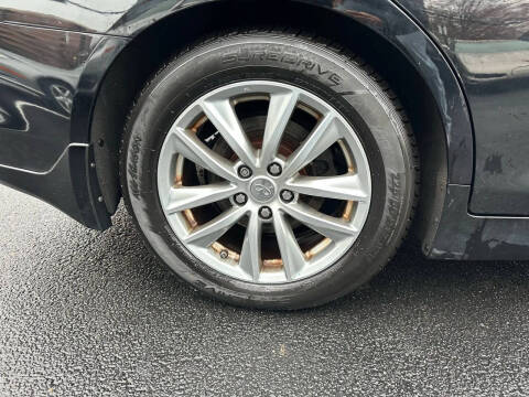 2015 Infiniti Q50 Premium