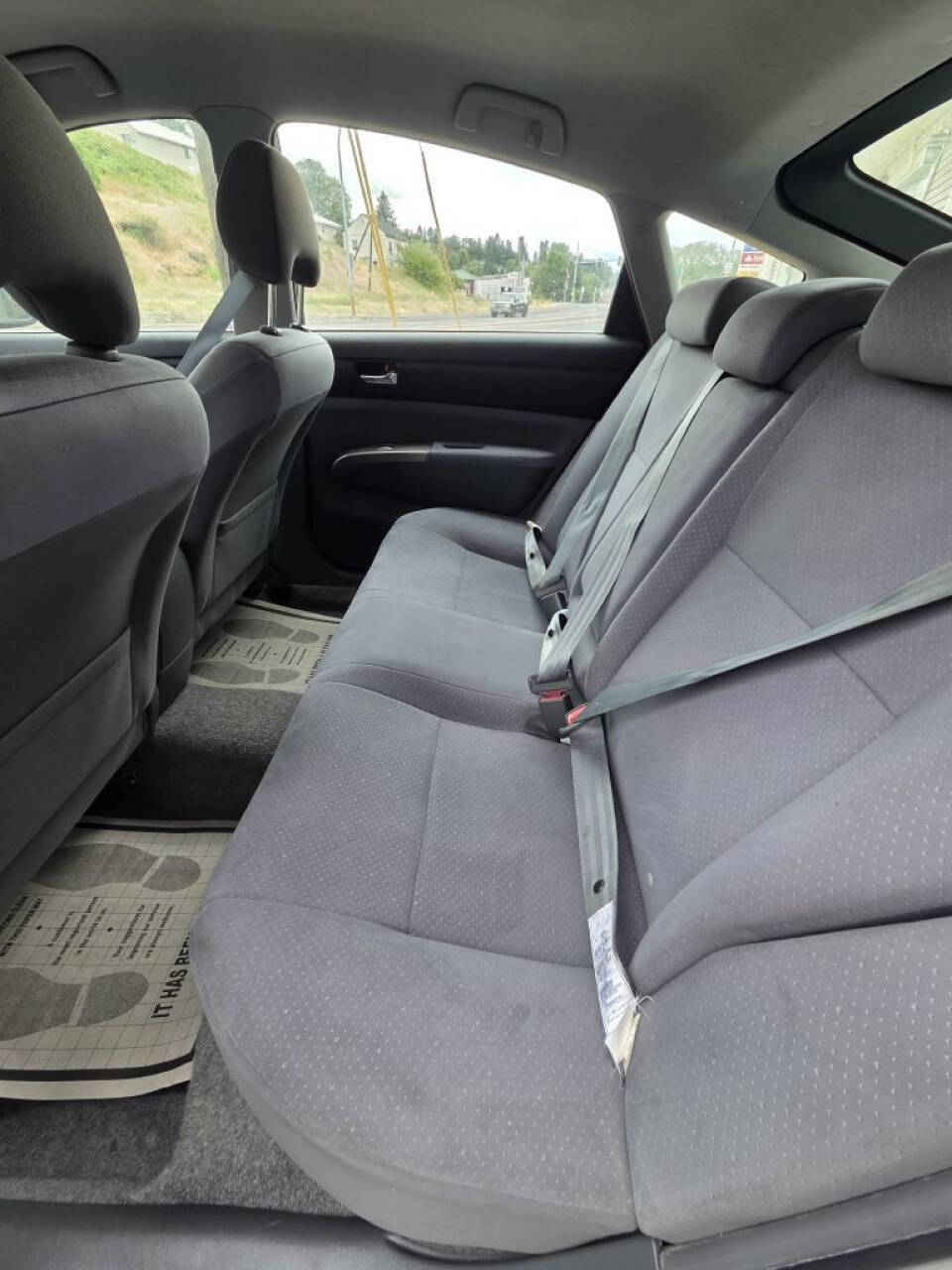 Silver 2006 Toyota Prius Base 4dr Hatchback 8