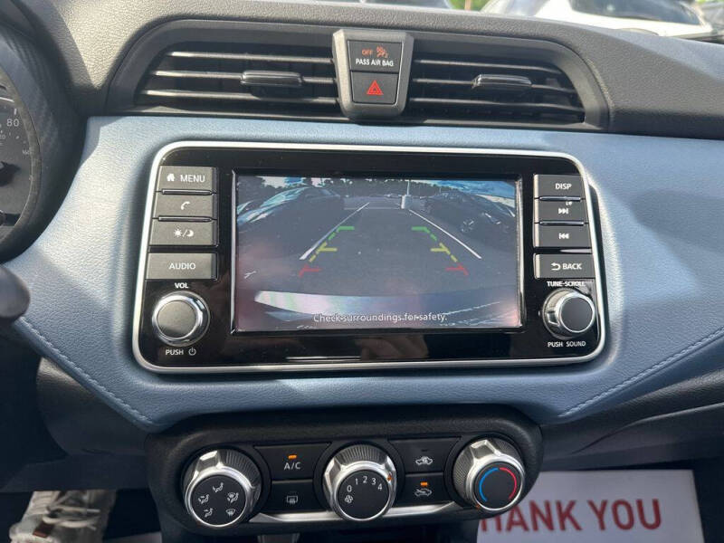 2025 Nissan Versa SV