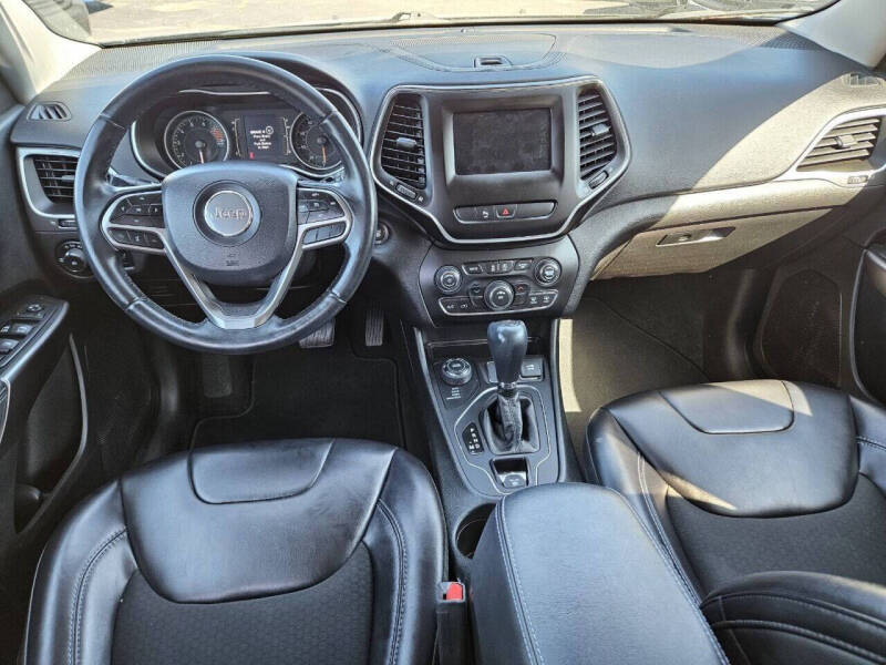 2019 Jeep Cherokee Latitude Plus