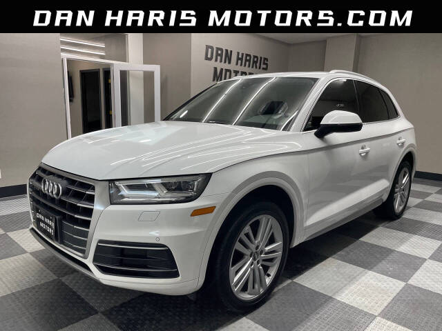 2018 Audi Q5 Premium Plus's photo