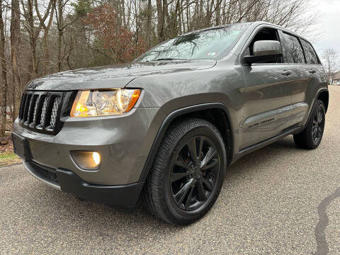 2012 Jeep Grand Cherokee for sale at iSellTrux in Hampstead NH