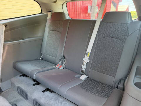 2017 Chevrolet Traverse LS