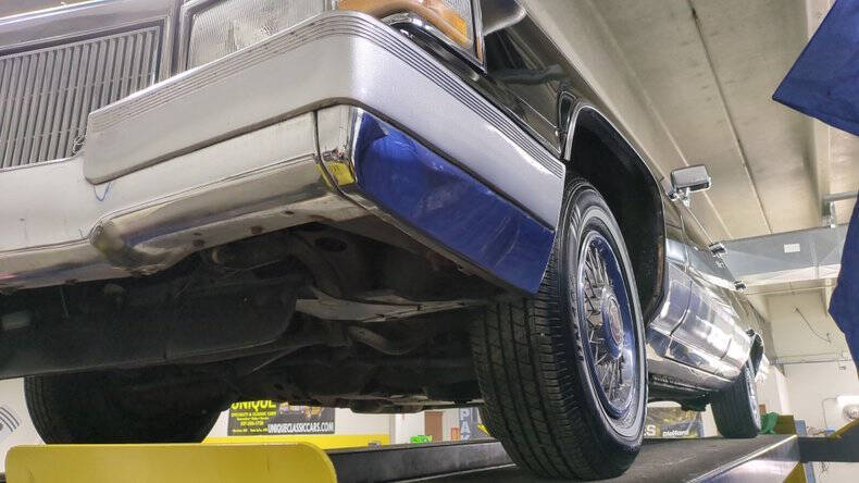 1990 Cadillac Brougham