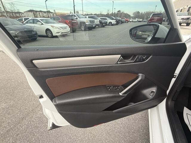 2021 Volkswagen Passat SE