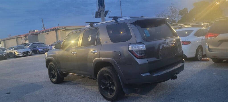 2016 Toyota 4Runner SR5