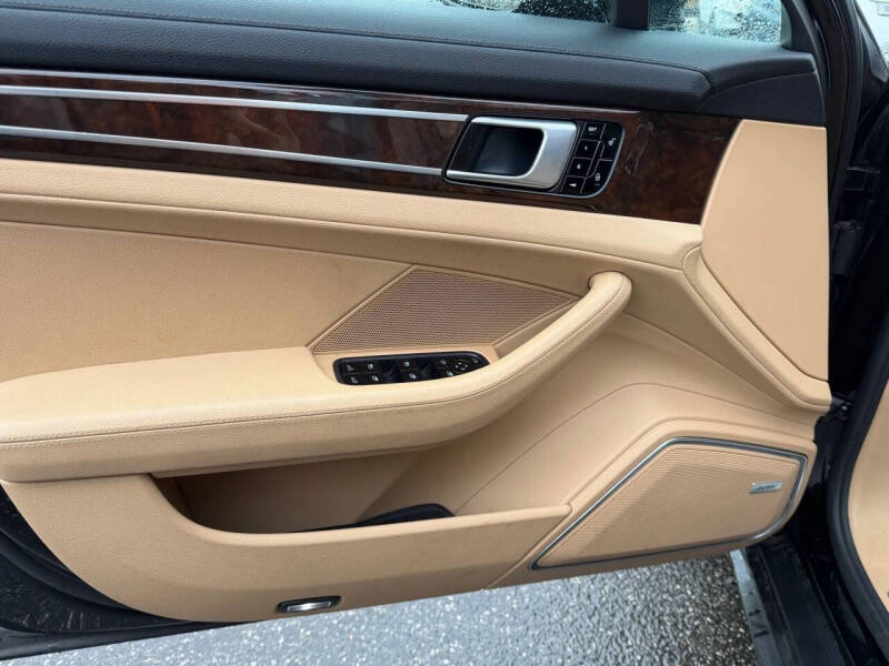 2018 Porsche Panamera 4S