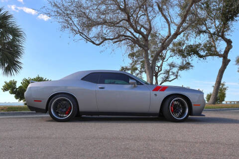 2015 Dodge Challenger SRT Hellcat