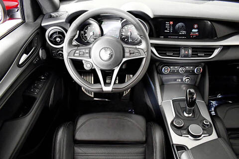 2019 Alfa Romeo Stelvio Ti Sport