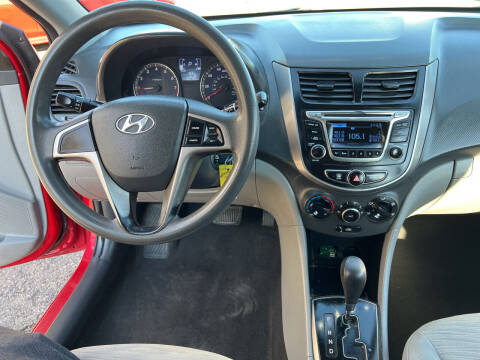 2016 Hyundai Accent SE