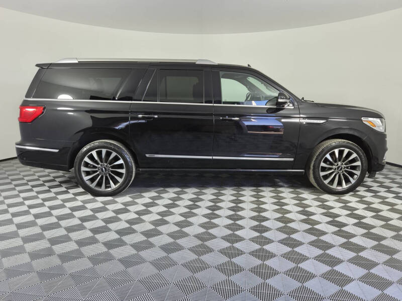 2021 Lincoln Navigator L Reserve