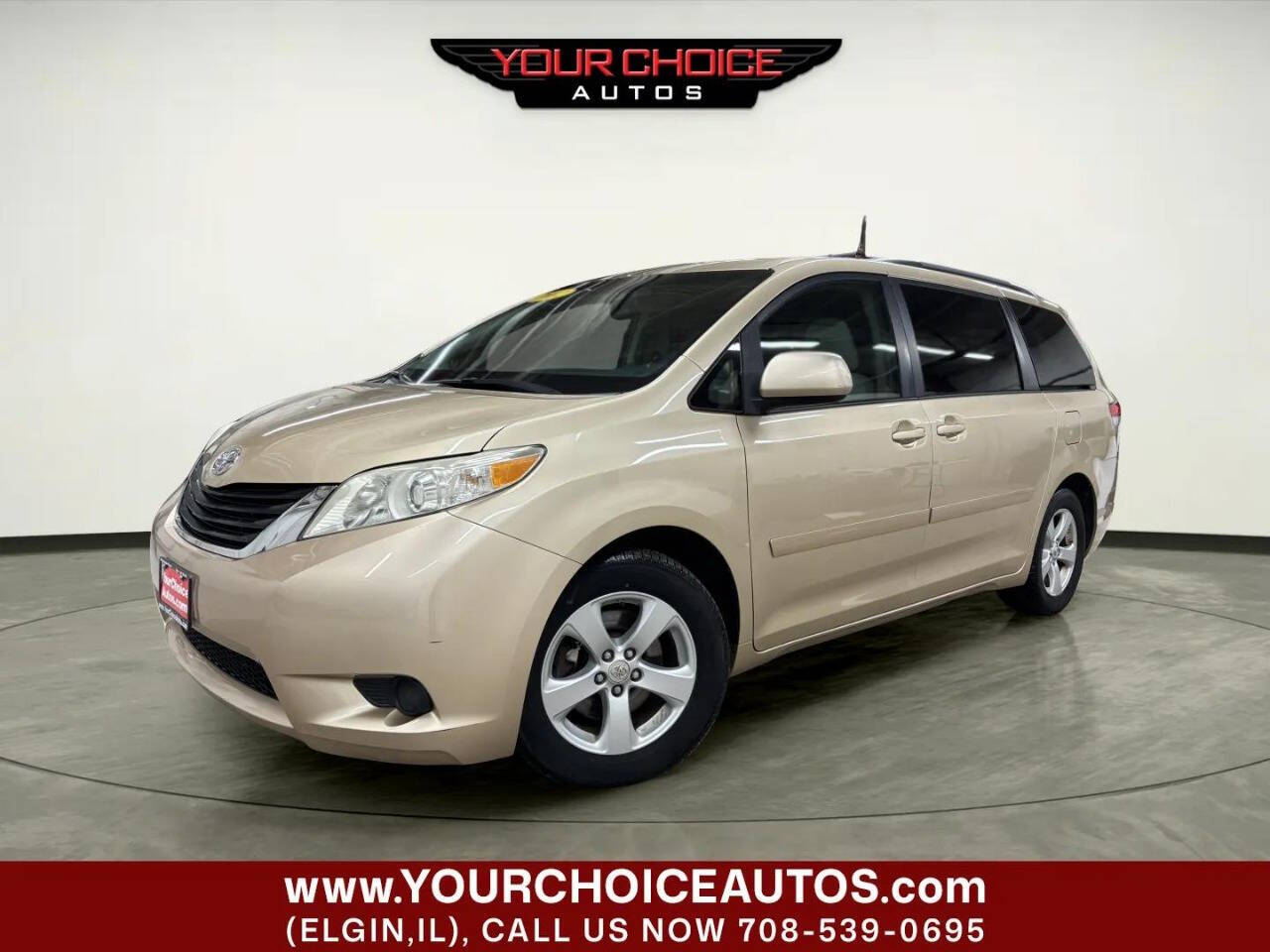 2012 Toyota Sienna LE 8 Passenger 4dr Mini Van V6's photo