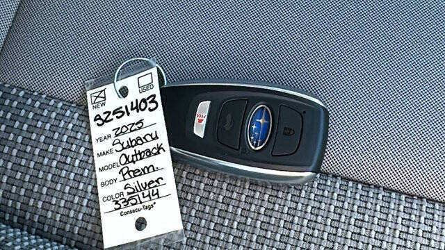 2025 Subaru Outback Premium