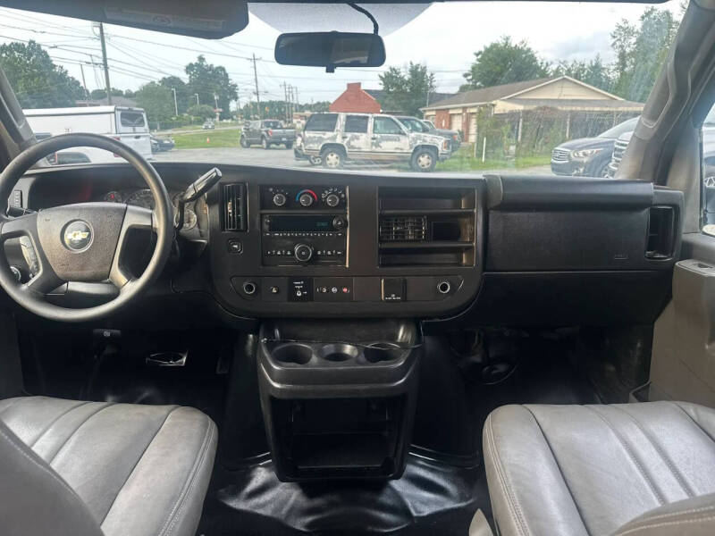 2020 Chevrolet Express LS 3500