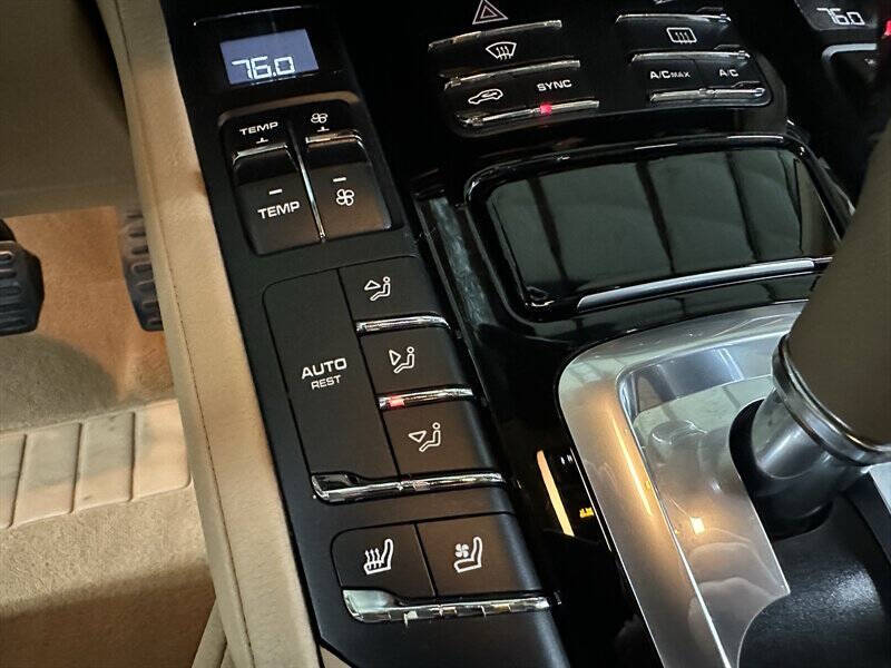 2014 Porsche Cayenne