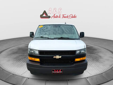 2021 Chevrolet Express 2500