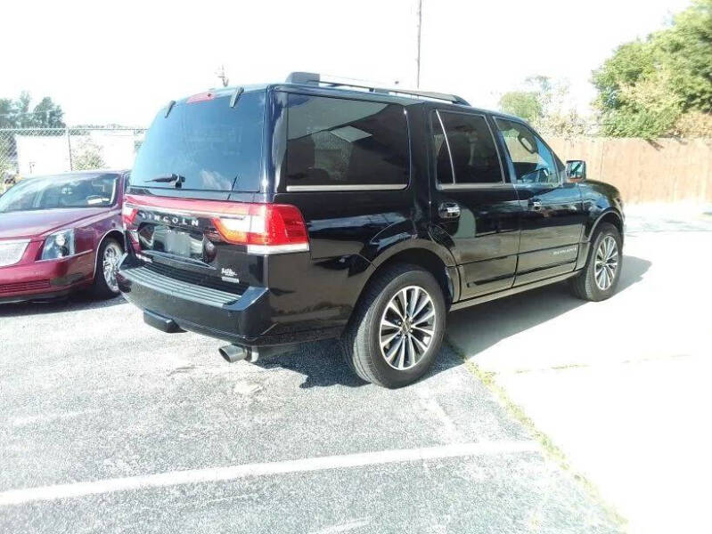 2016 Lincoln Navigator Select