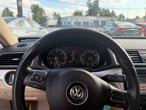 2012 Volkswagen Passat TDI SE