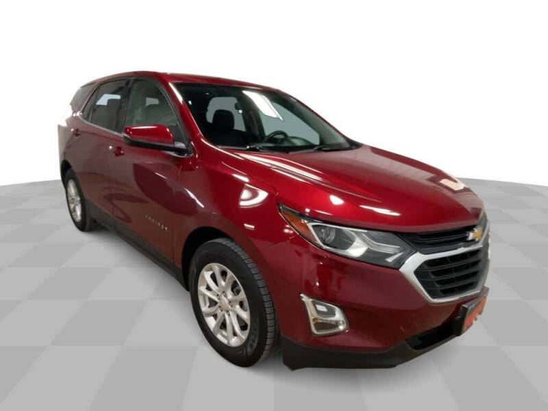 Used 2018 Chevrolet Equinox LT with VIN 2GNAXJEV7J6352826 for sale in Hazel Green, WI