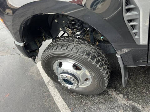 2024 Ford F-350 Super Duty Platinum