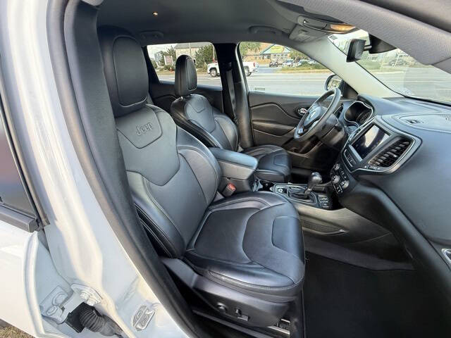 2022 Jeep Cherokee Latitude Lux