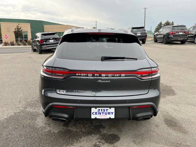 2023 Porsche Macan