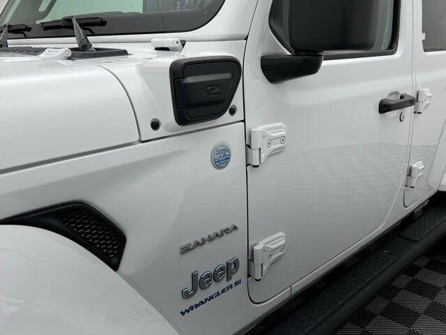 2024 Jeep Wrangler Sahara 4xe