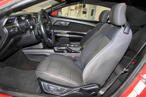 2016 Ford Mustang V6
