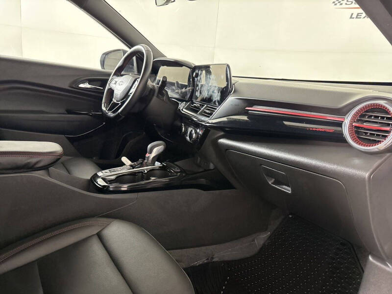 2025 Chevrolet Trax RS