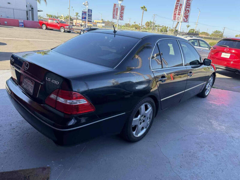 2005 Lexus LS 430