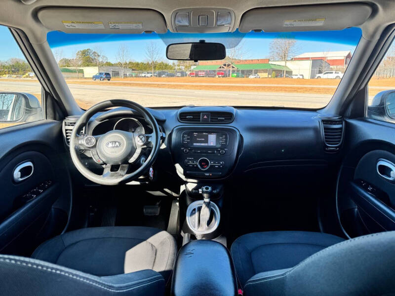 2017 Kia Soul +