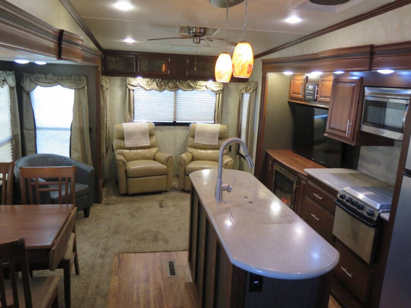 2015 Gulfstream Canyon Trail