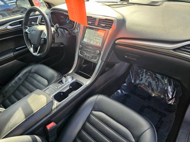 2019 Ford Fusion SEL