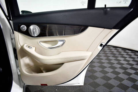 2016 Mercedes-Benz C-Class