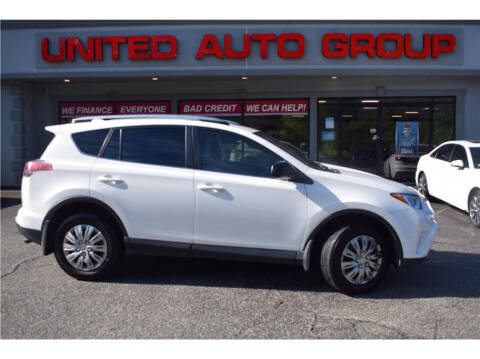 2017 Toyota RAV4 LE